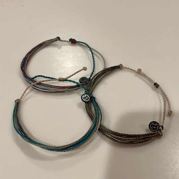3 Pure Vida bracelets - Picture 1 of 7